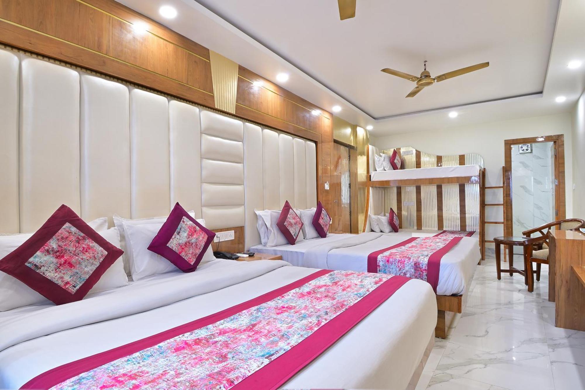 Hotel Glow Inn Paharganj-3 Mins Walk From New Delhi Railway Station 외부 사진