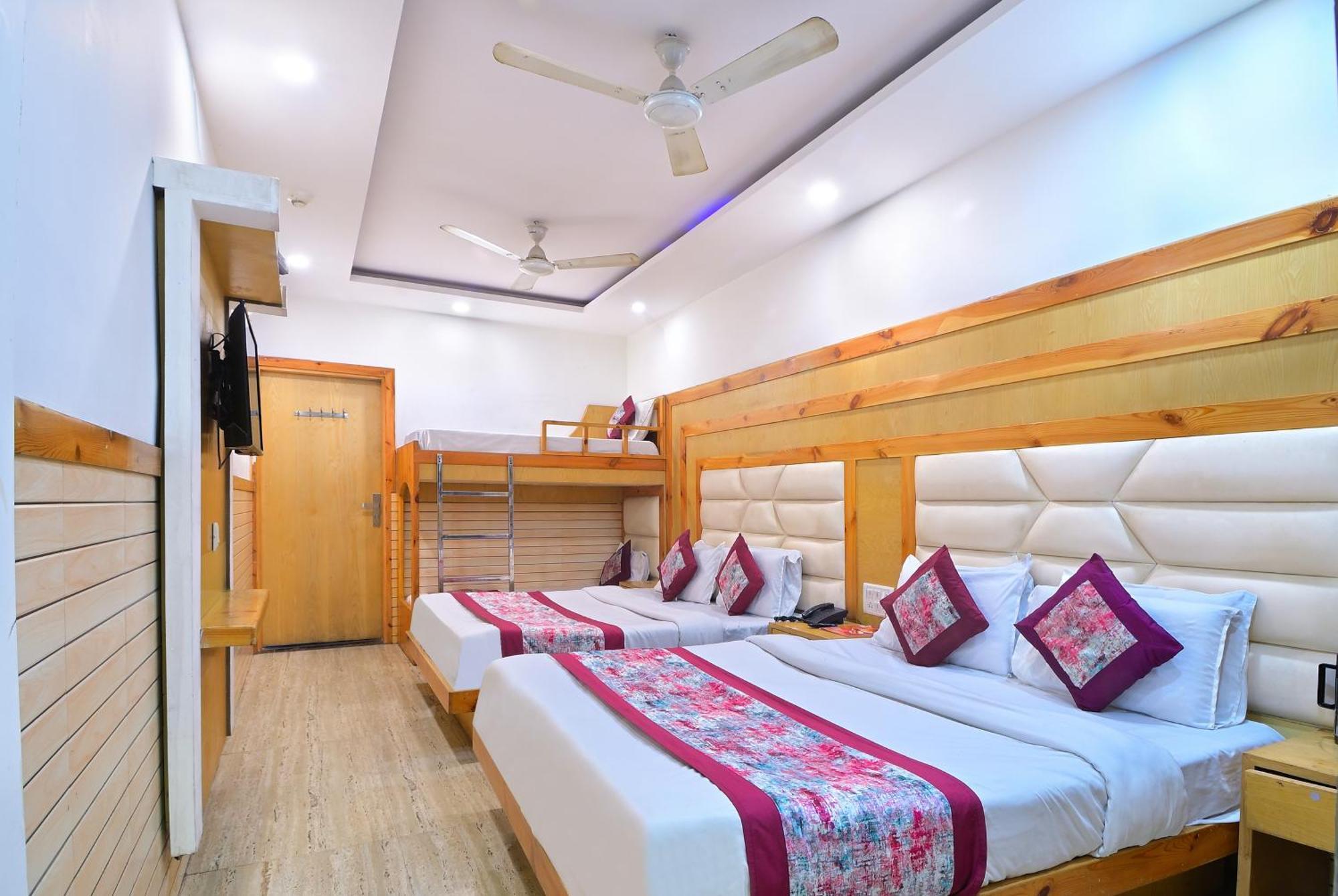 Hotel Glow Inn Paharganj-3 Mins Walk From New Delhi Railway Station 외부 사진