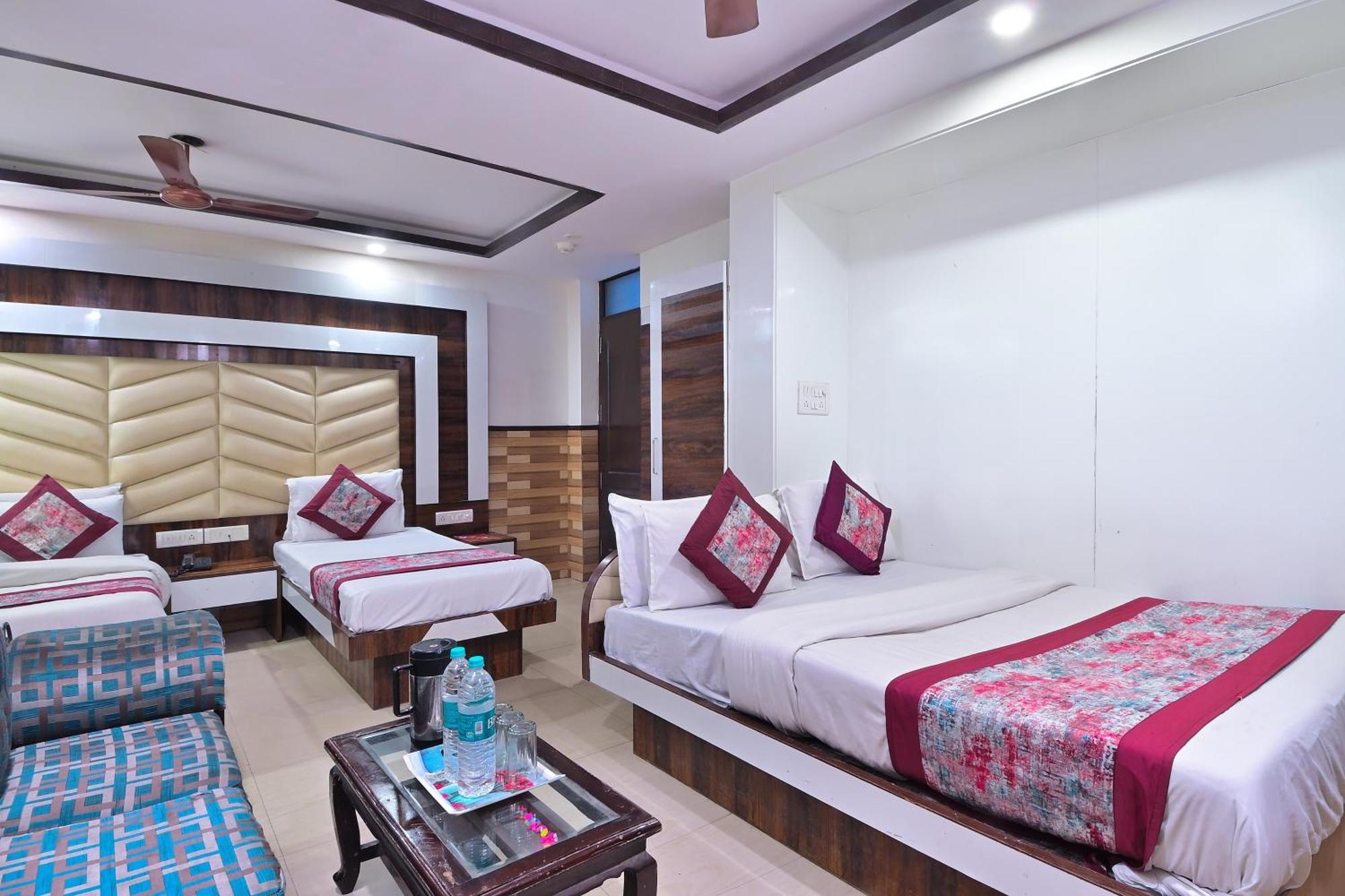 Hotel Glow Inn Paharganj-3 Mins Walk From New Delhi Railway Station 외부 사진