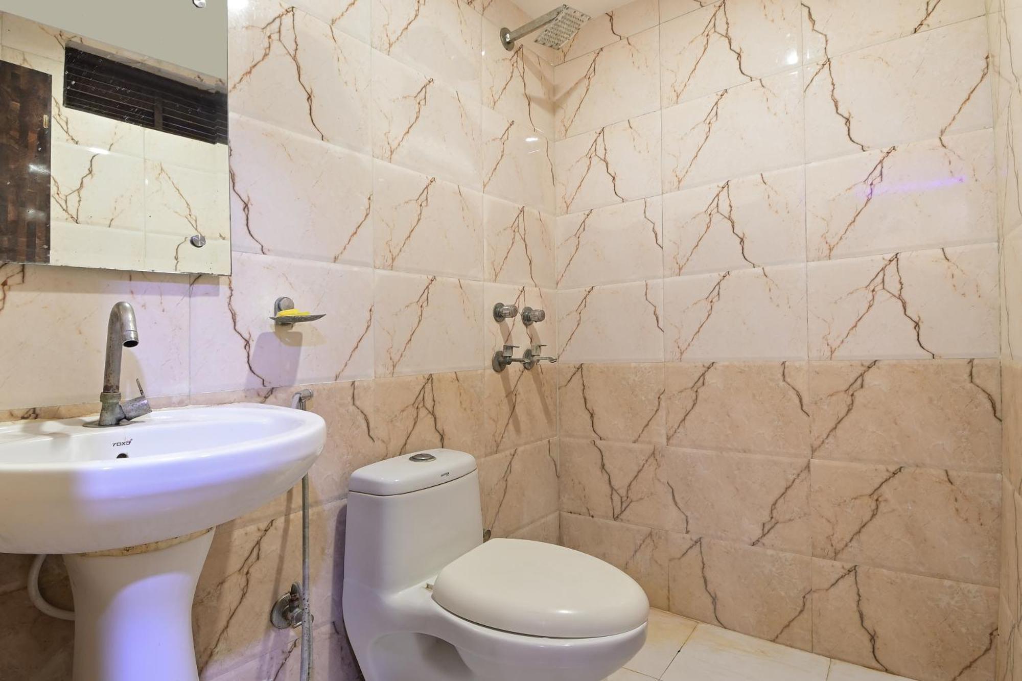 Hotel Glow Inn Paharganj-3 Mins Walk From New Delhi Railway Station 외부 사진